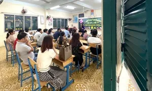 Tôi nhất quyết không đóng quỹ lớp 300.000 đồng để sửa nhà vệ sinh